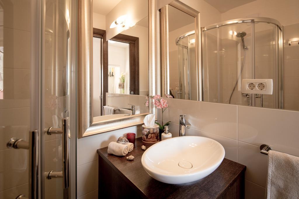 Apartment Shambala Sea View Rovinj Exterior photo